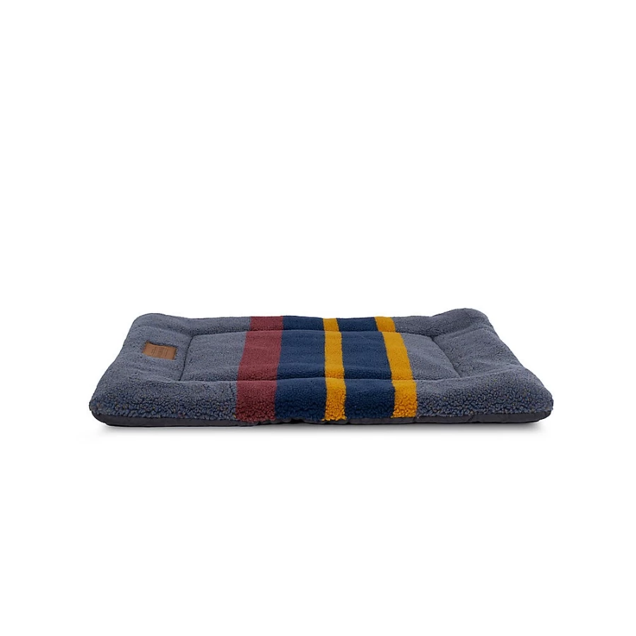 PetSmart Pendleton Vintage Camp Lake Dog Crate Mat - Comfort Cushion for Pet Beds
